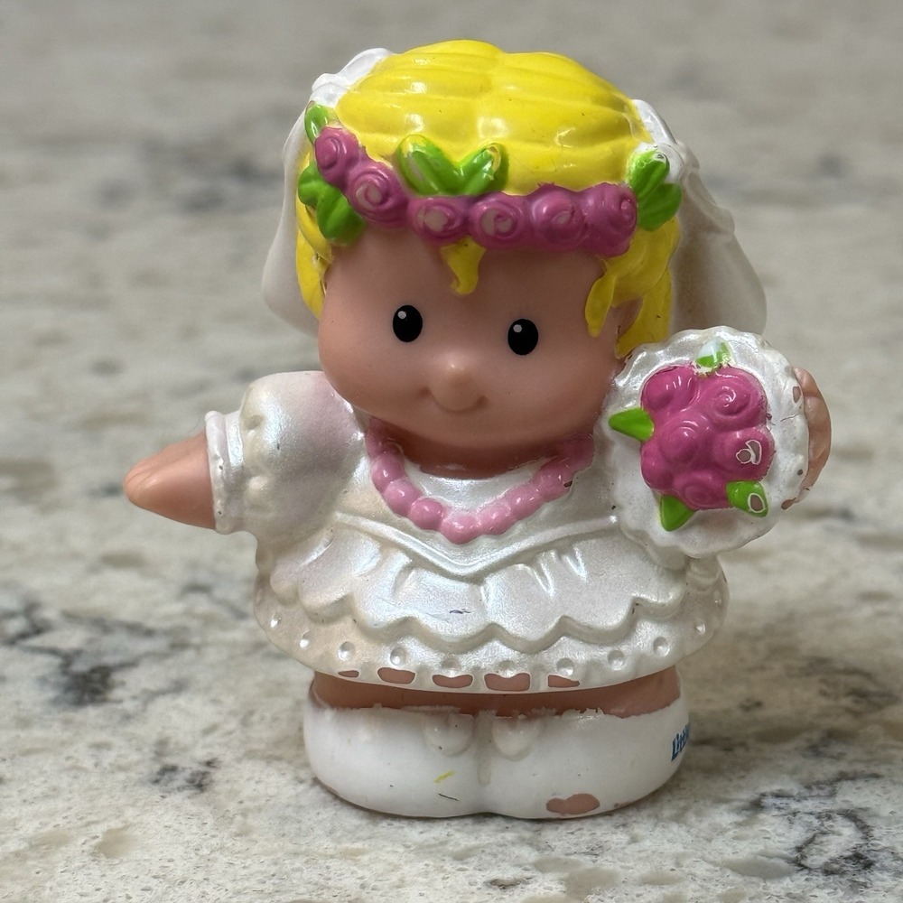 Fisher Price Little People Sarah Lynn Bride Wedding Veil Blonde Hair 2008 2010